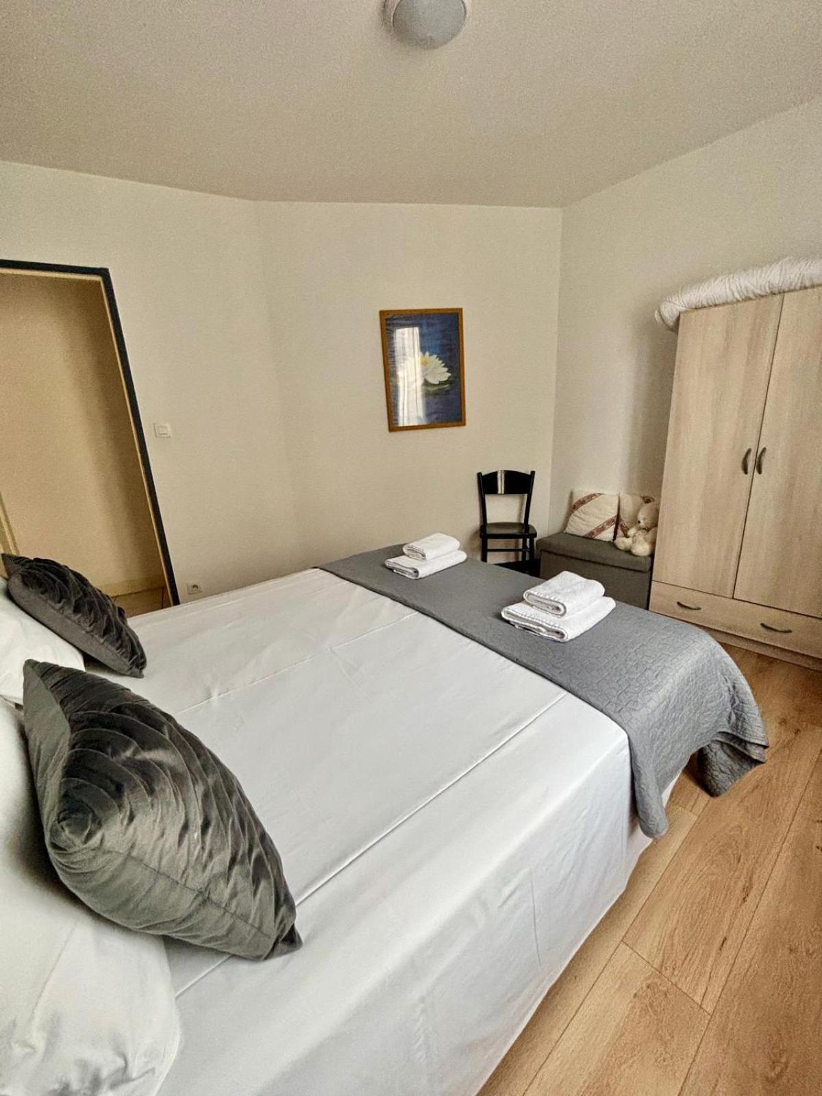 Chez Lucia Appartement Climatise Périgueux المظهر الخارجي الصورة